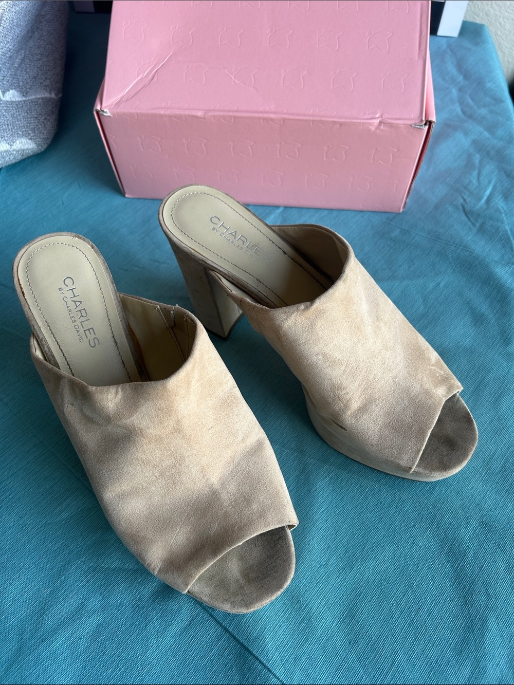 Charles By Charles David Beige Suede Open-Toe Block Heel Mules